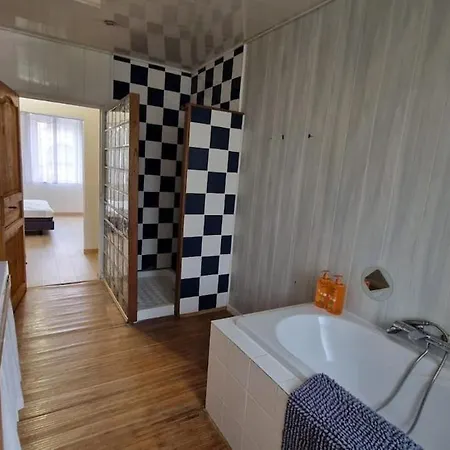 Spacieux 8 Pers - Proche Luxembourg Lägenhet